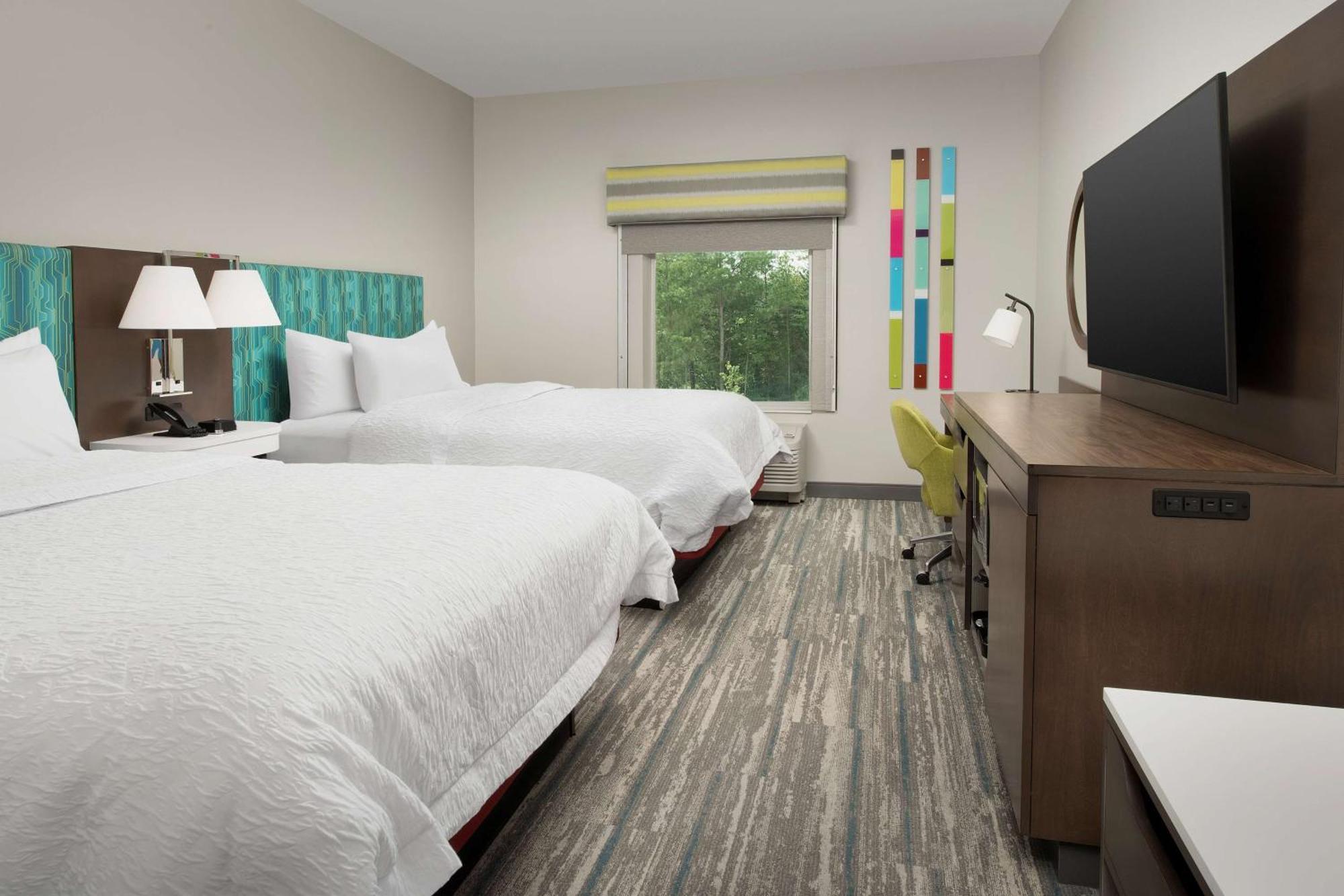 Hampton Inn & Suites Charlotte Airport Lake Pointe Bagian luar foto