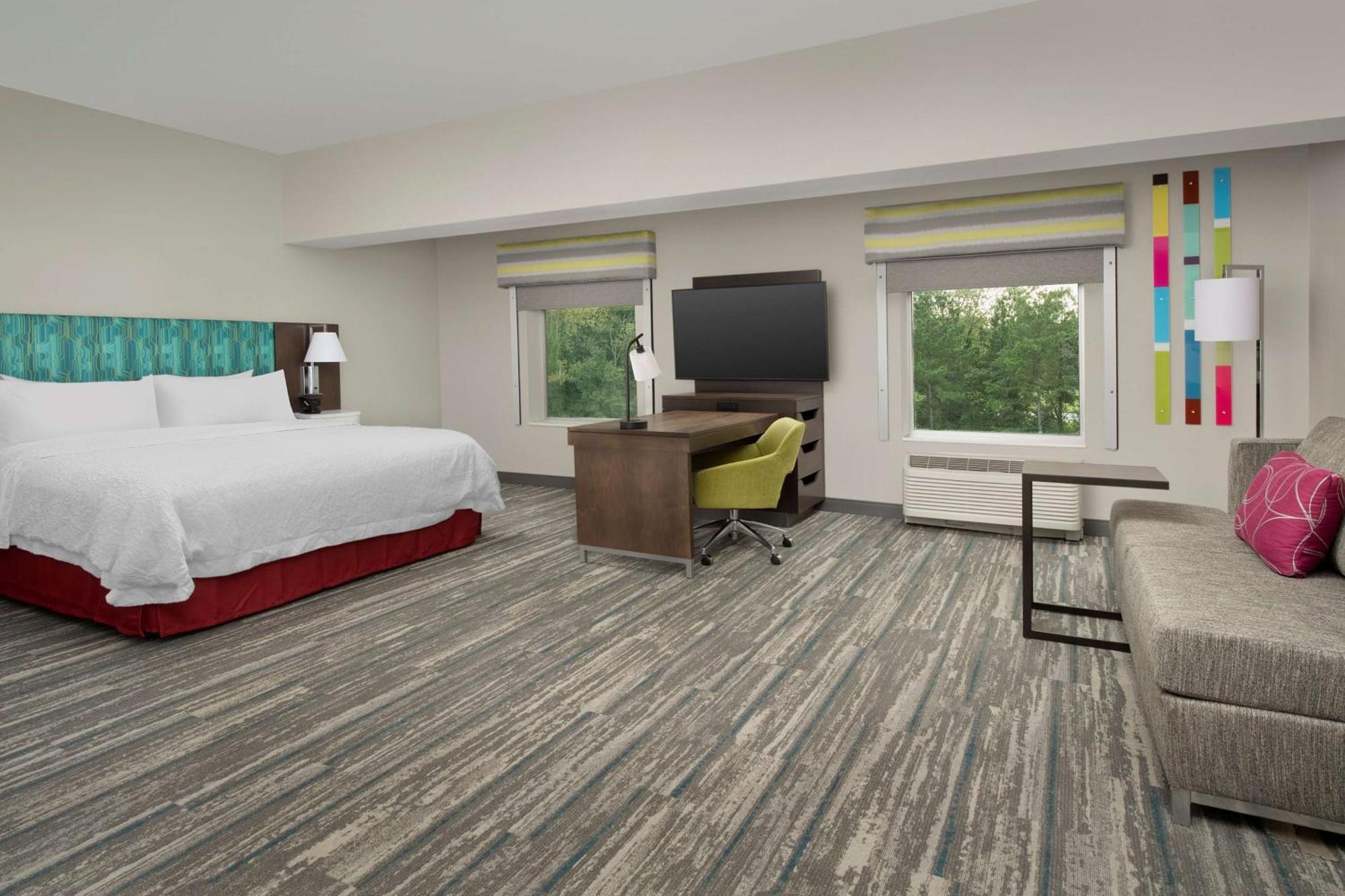 Hampton Inn & Suites Charlotte Airport Lake Pointe Bagian luar foto