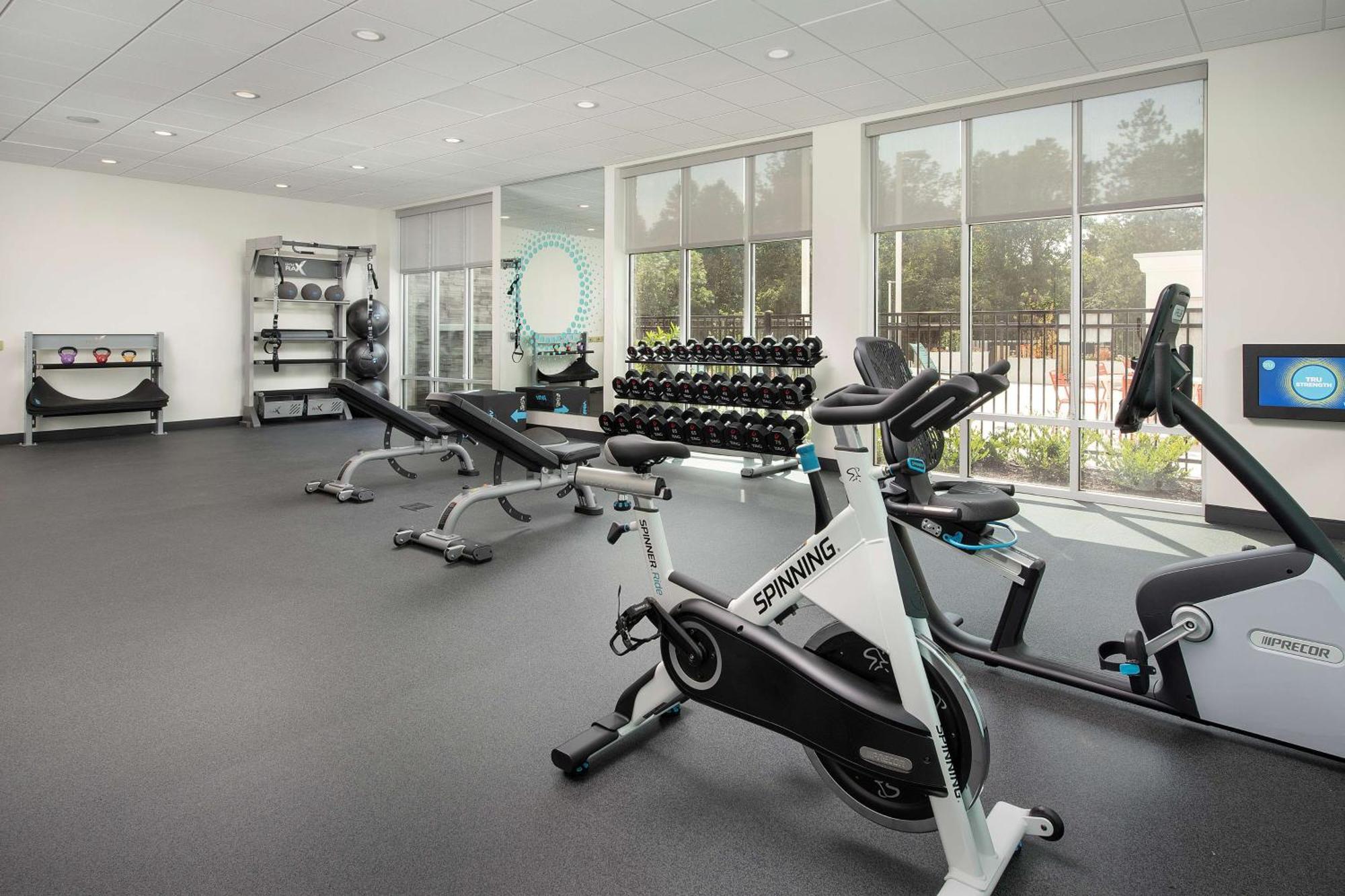 Hampton Inn & Suites Charlotte Airport Lake Pointe Bagian luar foto